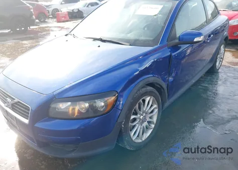 2008 Volvo C30 T5 R-Design/T5 Version 1.0/T5 Version 2.0 z USA, uszkodzony, nr VIN YV1MK672782070501